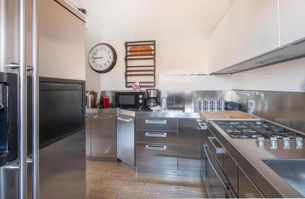 Stunning Top Floor Flat In The Heart Of Verona Kültér fotó