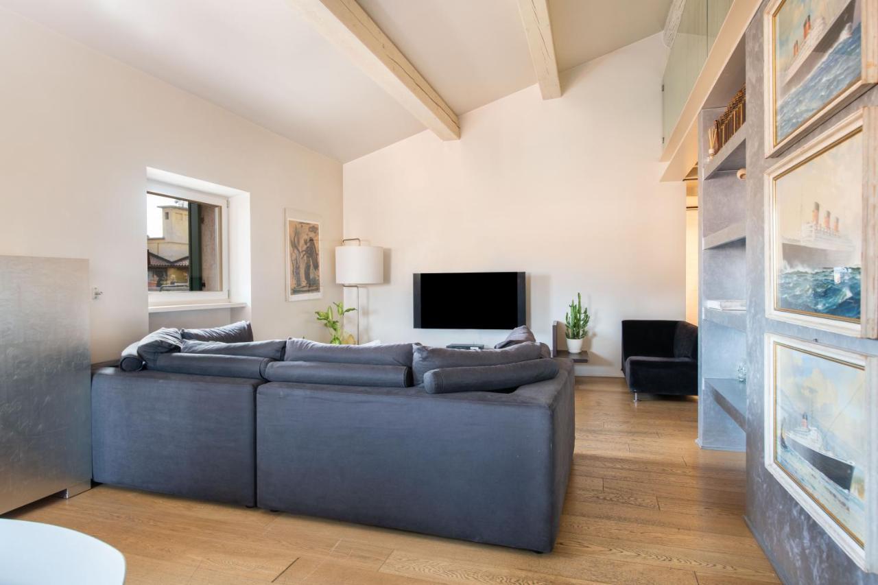 Stunning Top Floor Flat In The Heart Of Verona Kültér fotó
